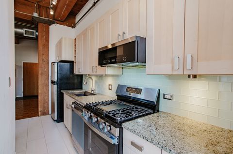 Tiny photo for 4745 N Ravenswood Avenue #210, Chicago, IL 60640 (MLS # 12489952)