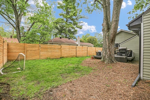 Tiny photo for 605 S Chicago Avenue, Champaign, IL 61821 (MLS # 12609019)
