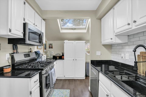 Tiny photo for 605 S Chicago Avenue, Champaign, IL 61821 (MLS # 12609019)