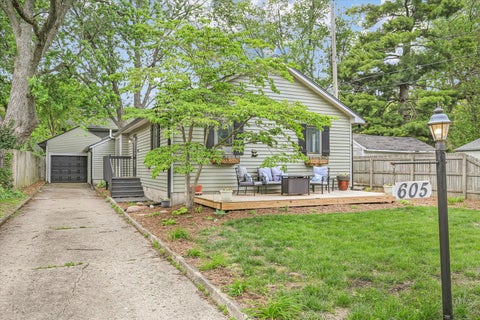 Tiny photo for 605 S Chicago Avenue, Champaign, IL 61821 (MLS # 12609019)