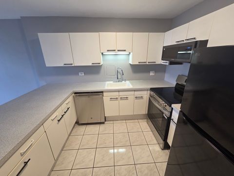 Tiny photo for 2754 N Hampden Court #1407, Chicago, IL 60614 (MLS # 12525104)