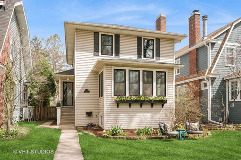 2211 Lincolnwood Drive Evanston IL 60201