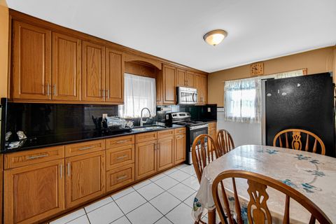 Tiny photo for 9506 Natoma Avenue, Oak Lawn, IL 60453 (MLS # 12613009)