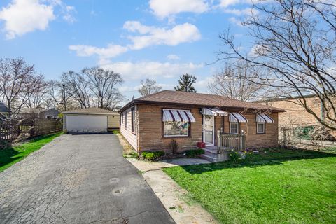 Tiny photo for 9506 Natoma Avenue, Oak Lawn, IL 60453 (MLS # 12613009)