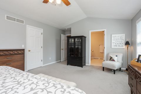 Tiny photo for 38 Bandecon Way, Bloomington, IL 61704 (MLS # 12652764)