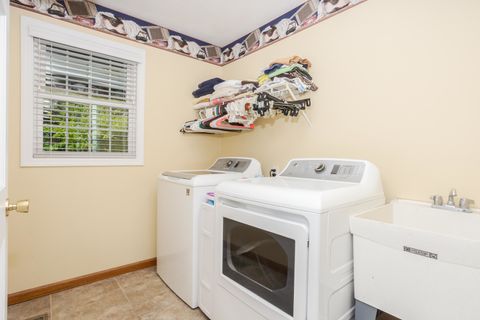 Tiny photo for 38 Bandecon Way, Bloomington, IL 61704 (MLS # 12652764)