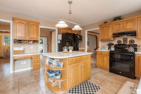 Tiny photo for 38 Bandecon Way, Bloomington, IL 61704 (MLS # 12652764)