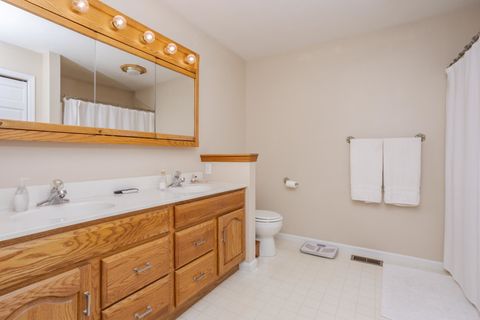 Tiny photo for 38 Bandecon Way, Bloomington, IL 61704 (MLS # 12652764)