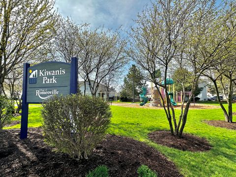 Tiny photo for 704 S Shannon Drive, Romeoville, IL 60446 (MLS # 12619107)