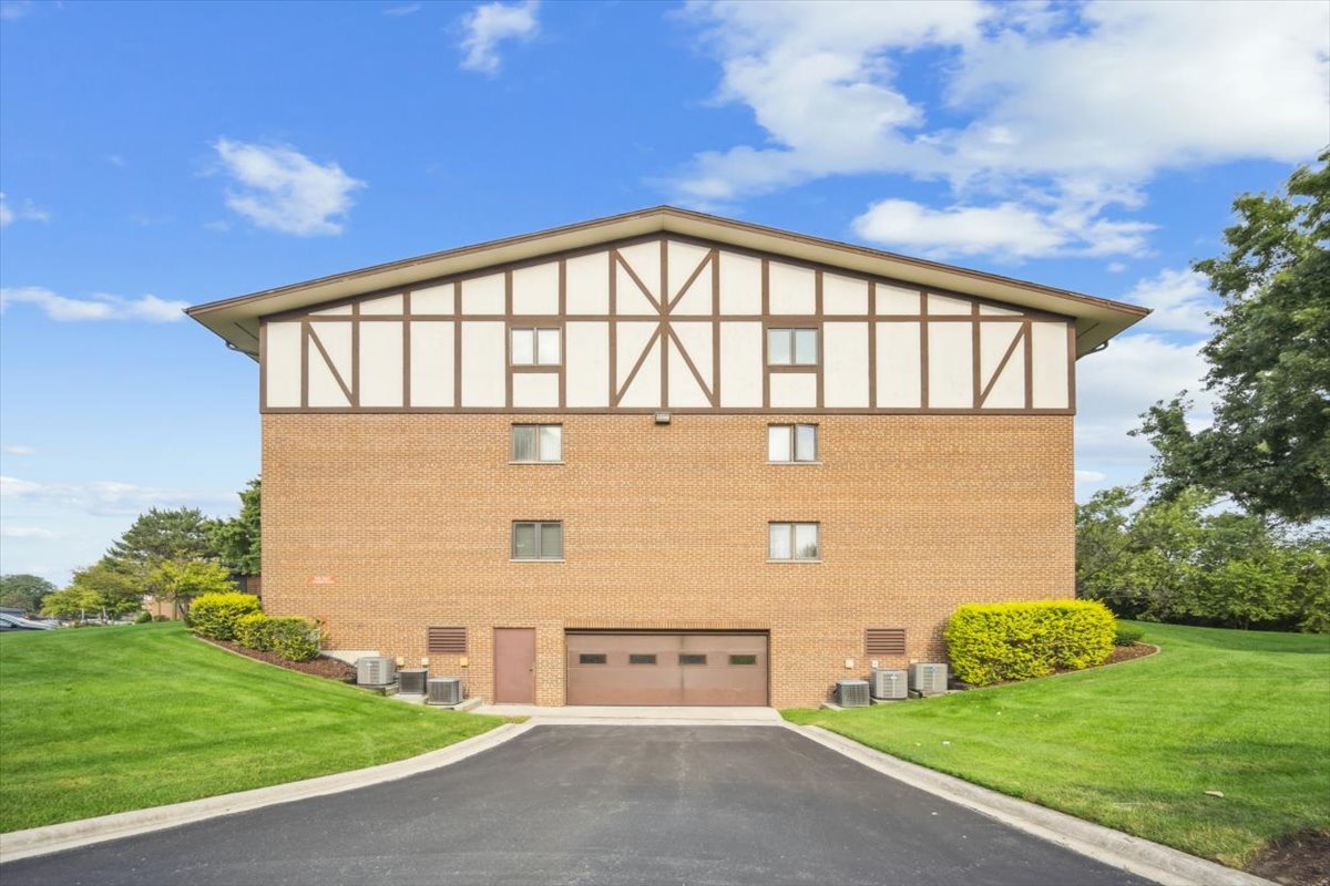 11030 S Theresa Circle 3D