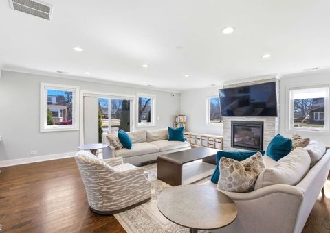 Tiny photo for 6802 Church Street, Morton Grove, IL 60053 (MLS # 12582909)