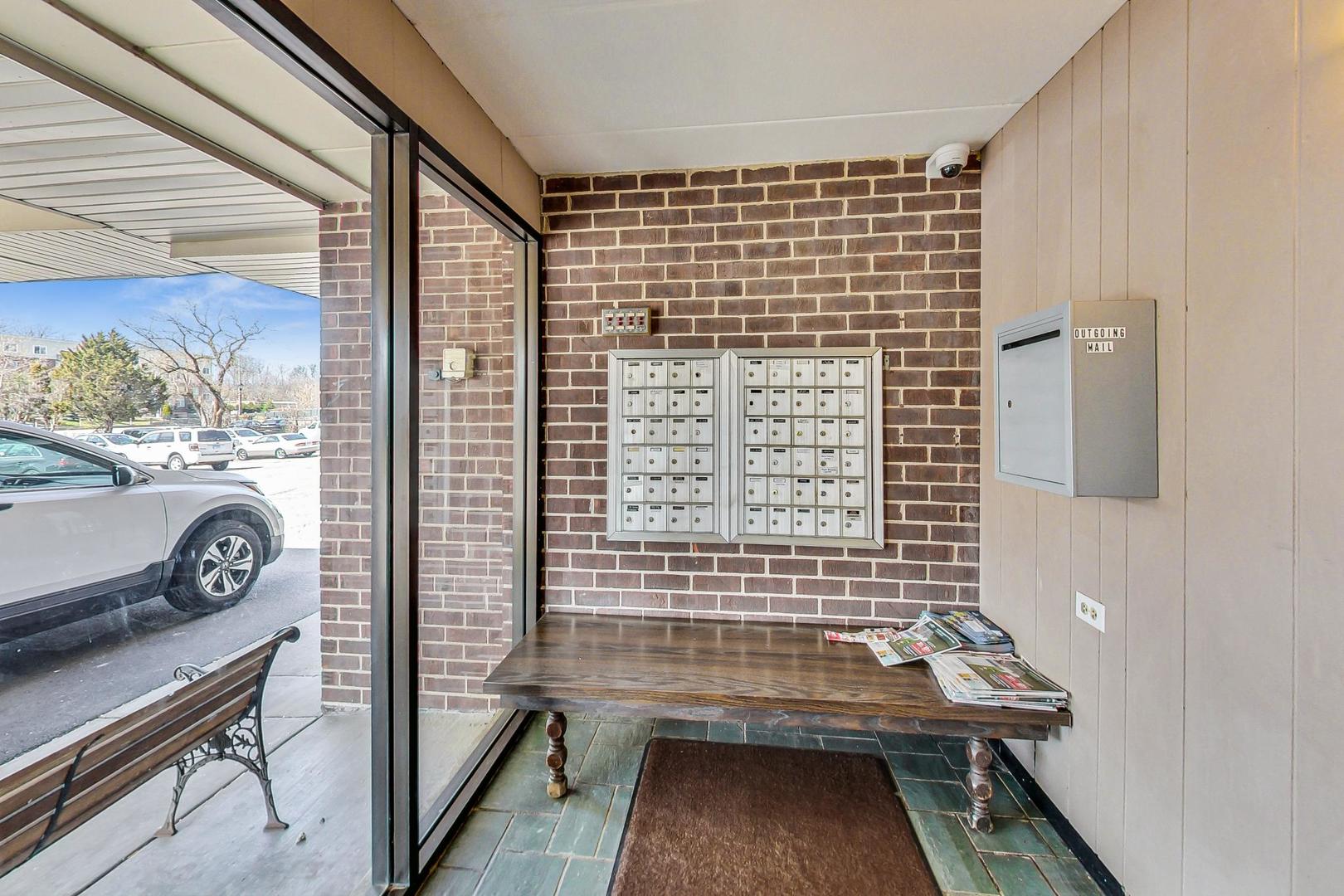 6330 Lincoln Avenue 4G