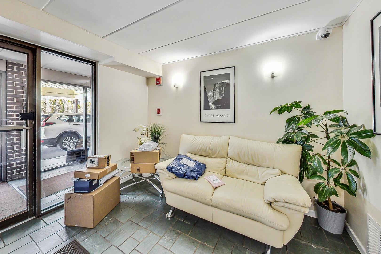 6330 Lincoln Avenue 4G