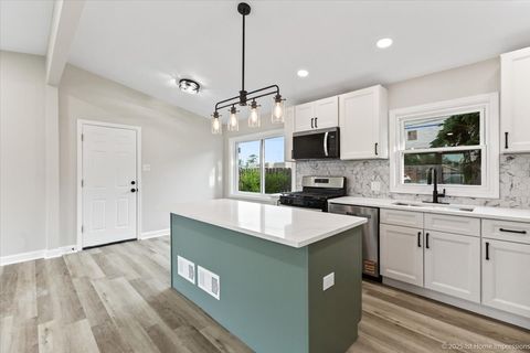 Tiny photo for 16211 Joyce Circle, South Holland, IL 60473 (MLS # 12552562)