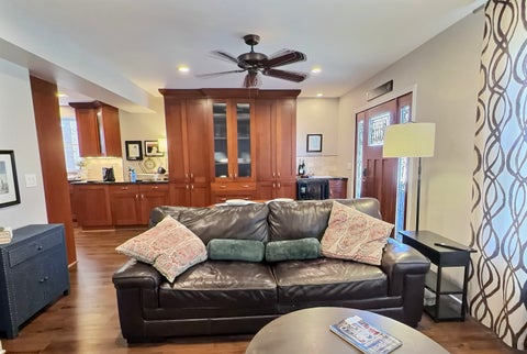 Tiny photo for 10711 S Artesian Avenue, Chicago, IL 60655 (MLS # 12755749)