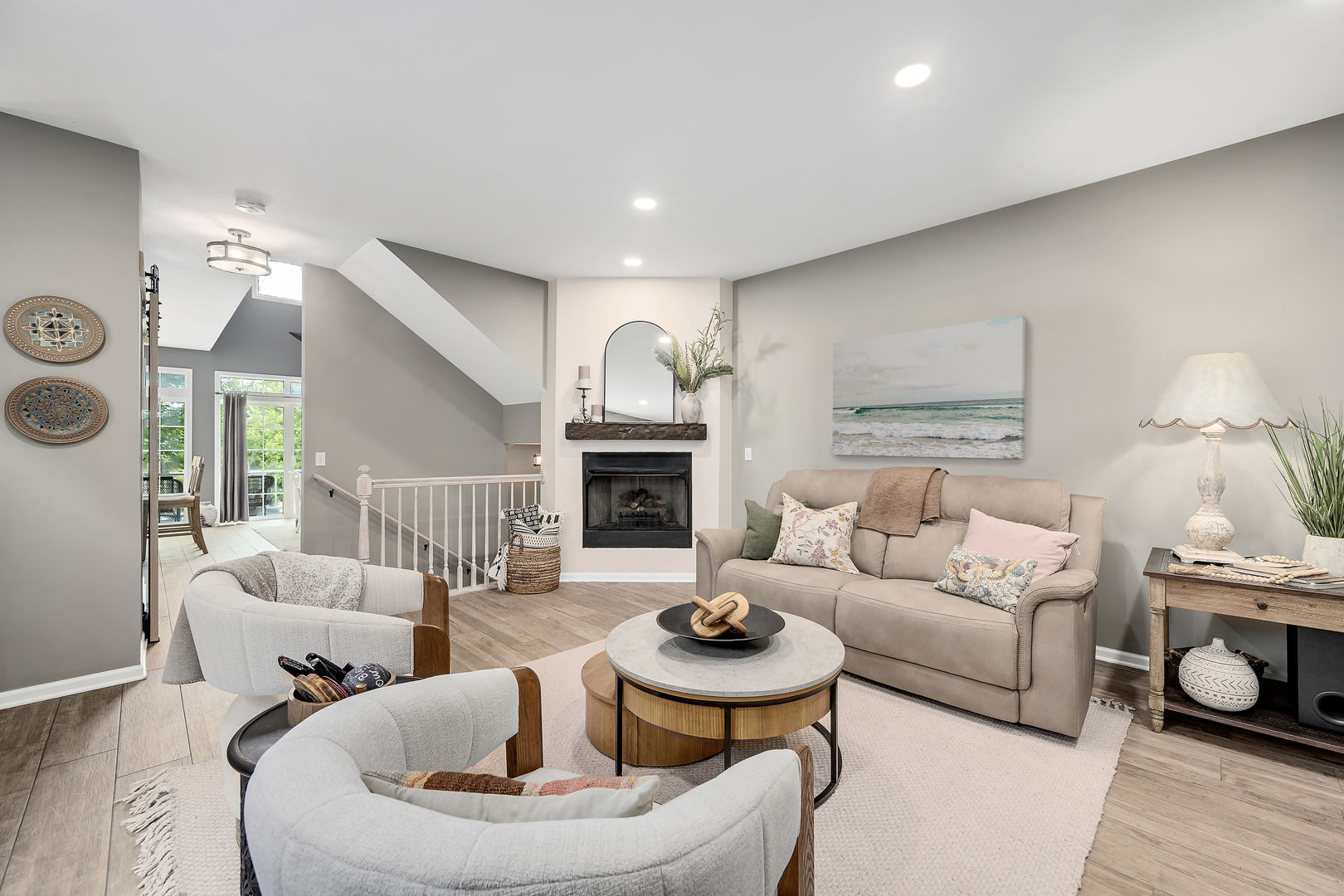 1016 Hummingbird Way