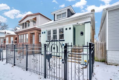 Tiny photo for 6818 S Wood Street, Chicago, IL 60636 (MLS # 12549845)