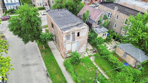 Tiny photo for 7225 S Woodlawn Avenue, Chicago, IL 60619 (MLS # 12479168)