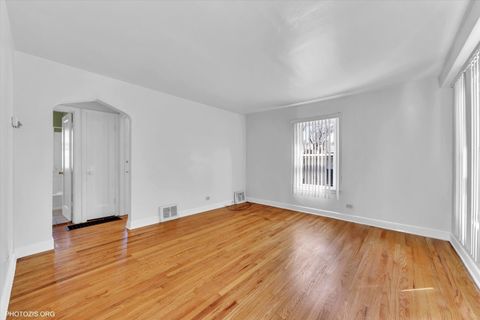 Tiny photo for 14143 Manor Avenue, Dolton, IL 60419 (MLS # 12570802)