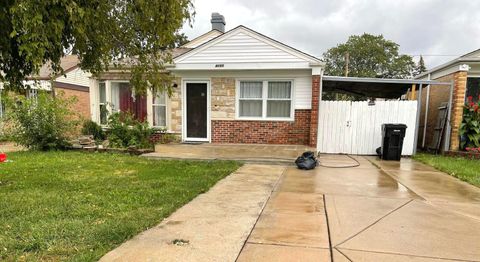 8155 S KOLMAR Avenue Chicago IL 60652