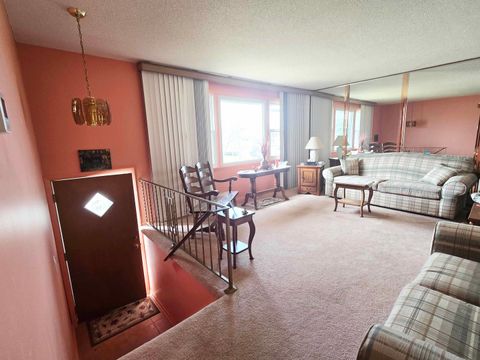 Tiny photo for 8811 W 92nd Street, Hickory Hills, IL 60457 (MLS # 12599086)