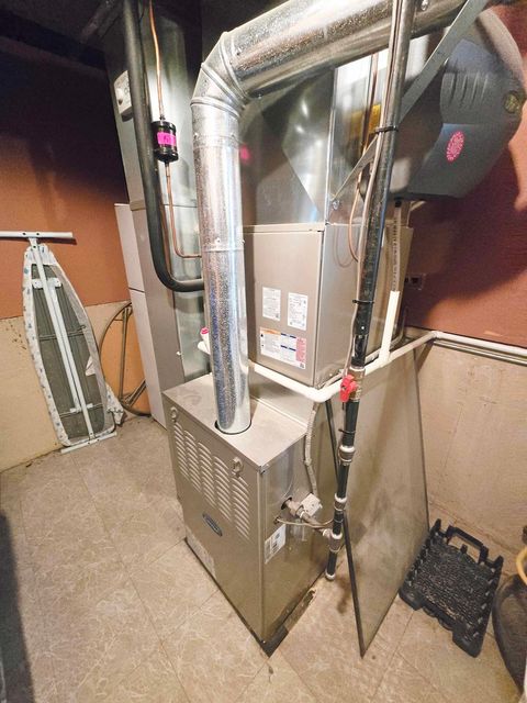 Tiny photo for 8811 W 92nd Street, Hickory Hills, IL 60457 (MLS # 12599086)