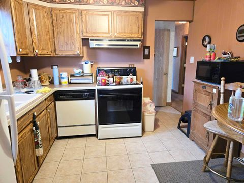 Tiny photo for 8811 W 92nd Street, Hickory Hills, IL 60457 (MLS # 12599086)