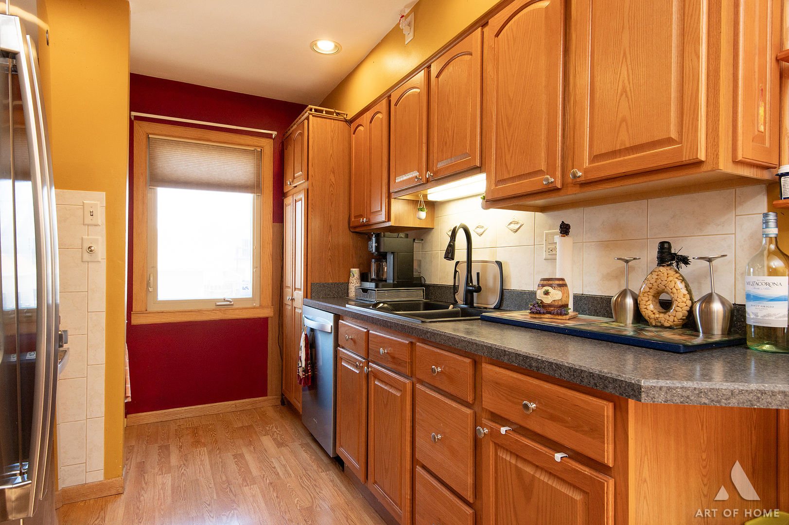 5555 S Menard Avenue