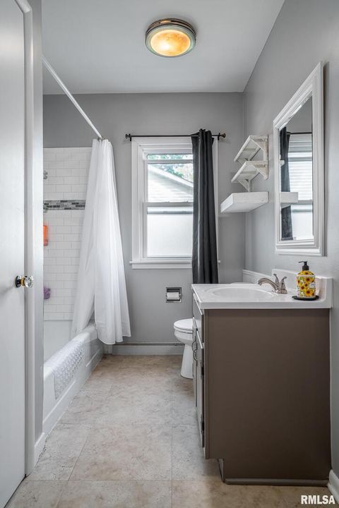 Tiny photo for 216 CENTRAL Drive, Eldridge, IA 52748 (MLS # QC4268146)