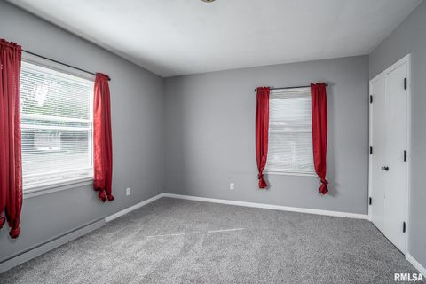 Tiny photo for 216 CENTRAL Drive, Eldridge, IA 52748 (MLS # QC4268146)