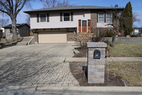 Tiny photo for 404 Galahad Road, Bolingbrook, IL 60440 (MLS # 12610132)