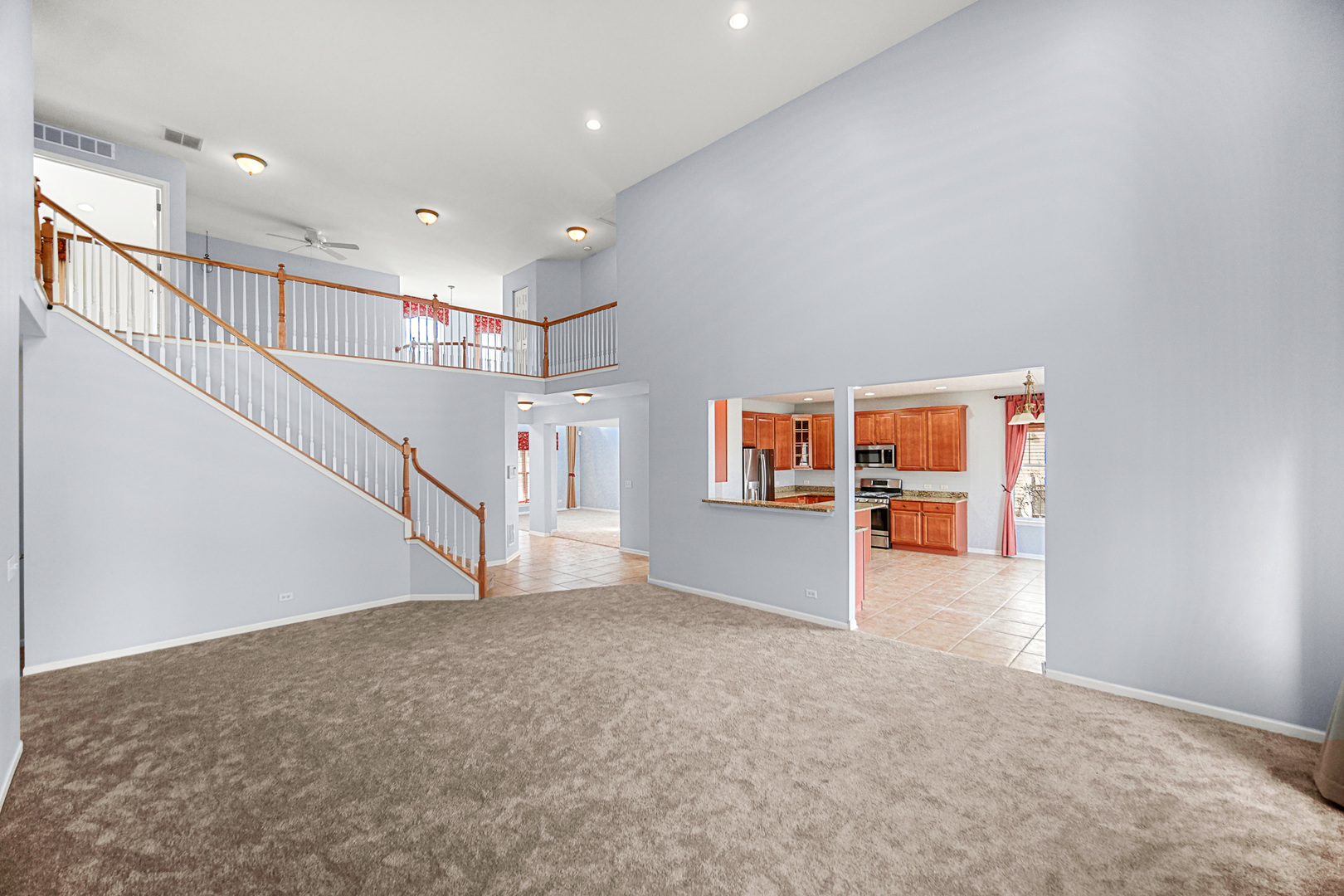 806 SYCAMORE Drive