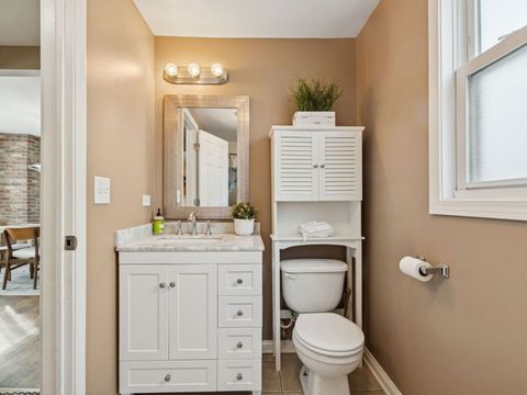 Tiny photo for Evanston, IL 60201 (MLS # 12597687)