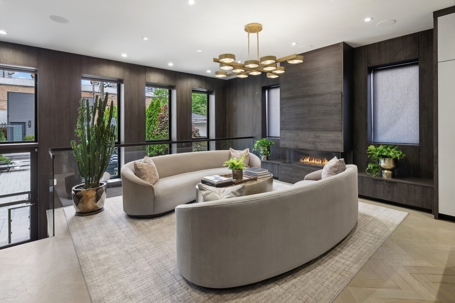 5415 N Ashland Avenue