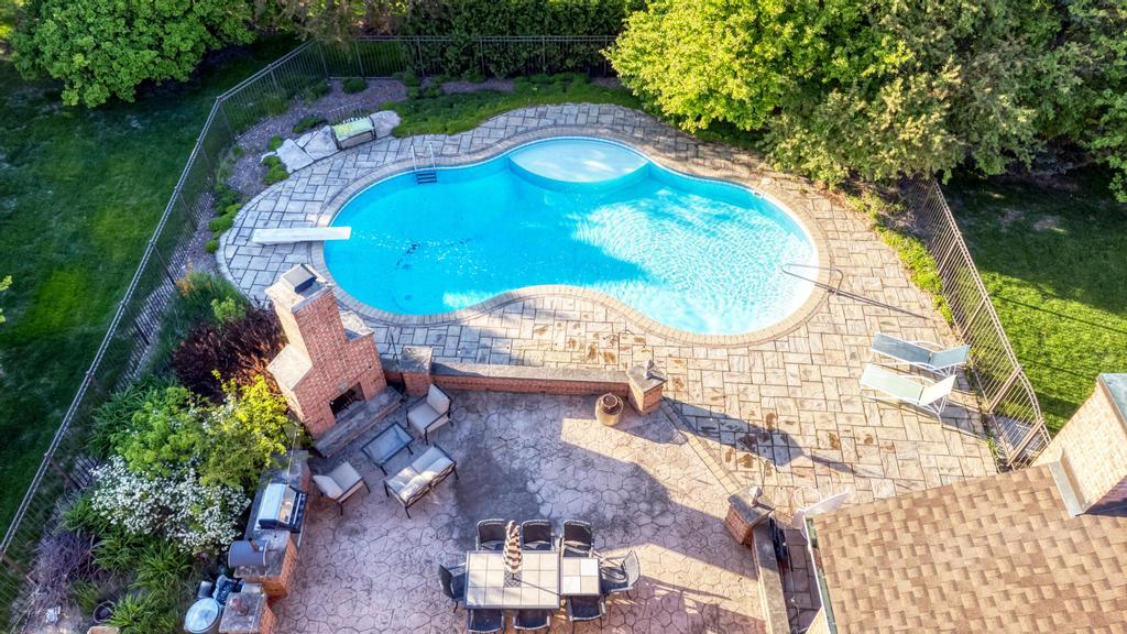 6205 Brookridge Drive