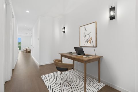 Tiny photo for 5824 N Lincoln Avenue #PH-3N, Chicago, IL 60659 (MLS # 12526692)