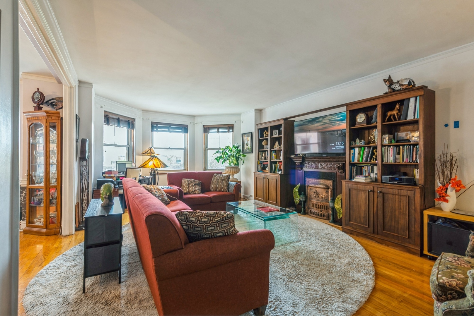 5555 N SHERIDAN Road 309