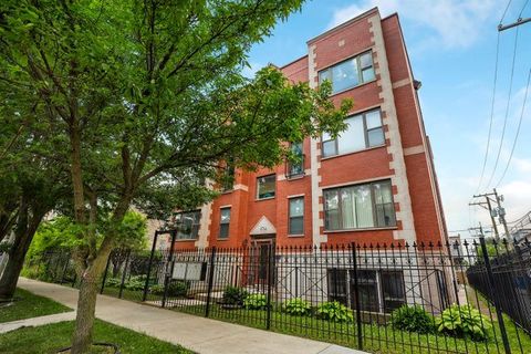 Photo of 4714 S Evans Avenue #3N, Chicago, IL 60615 (MLS # 12486865)