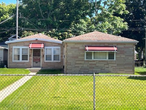 Photo of 8351 S Cregier Avenue, Chicago, IL 60617 (MLS # 12474779)