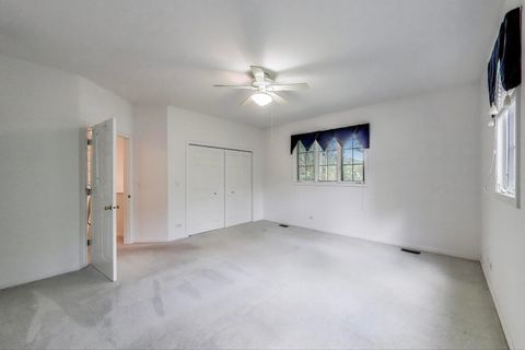 Tiny photo for 4 Mulberry Drive, Hawthorn Woods, IL 60047 (MLS # 12484689)