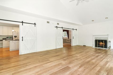 Tiny photo for 4 Mulberry Drive, Hawthorn Woods, IL 60047 (MLS # 12484689)