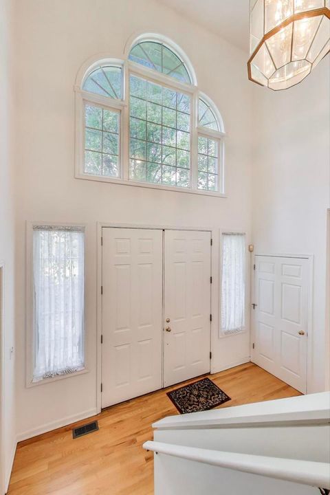 Tiny photo for 4 Mulberry Drive, Hawthorn Woods, IL 60047 (MLS # 12484689)