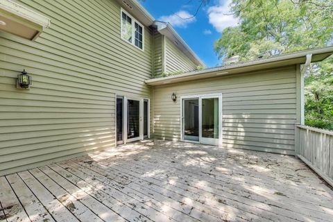 Tiny photo for 4 Mulberry Drive, Hawthorn Woods, IL 60047 (MLS # 12484689)