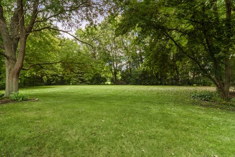 Tiny photo for 4 Mulberry Drive, Hawthorn Woods, IL 60047 (MLS # 12484689)