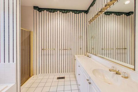 Tiny photo for 4 Mulberry Drive, Hawthorn Woods, IL 60047 (MLS # 12484689)