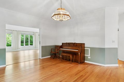 Tiny photo for 4 Mulberry Drive, Hawthorn Woods, IL 60047 (MLS # 12484689)