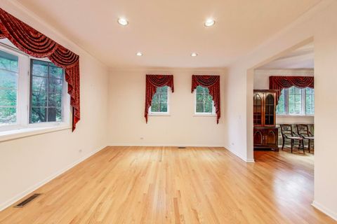 Tiny photo for 4 Mulberry Drive, Hawthorn Woods, IL 60047 (MLS # 12484689)