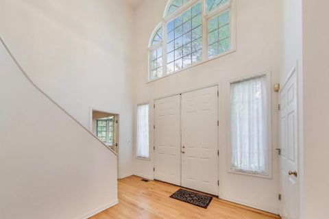 Tiny photo for 4 Mulberry Drive, Hawthorn Woods, IL 60047 (MLS # 12484689)