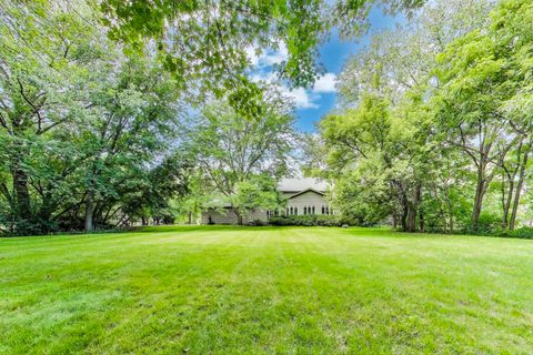 Tiny photo for 4 Mulberry Drive, Hawthorn Woods, IL 60047 (MLS # 12484689)