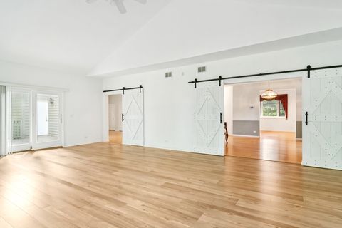 Tiny photo for 4 Mulberry Drive, Hawthorn Woods, IL 60047 (MLS # 12484689)